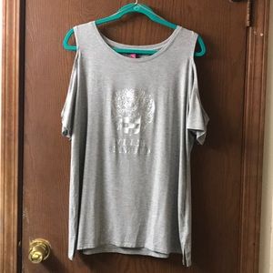 Vince Camuto top